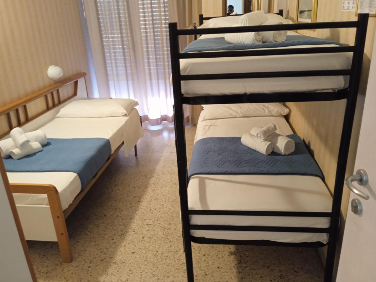 Club Hotel Residence Cesenatico Eksteriør bilde