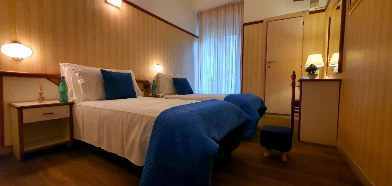 Club Hotel Residence Cesenatico Eksteriør bilde