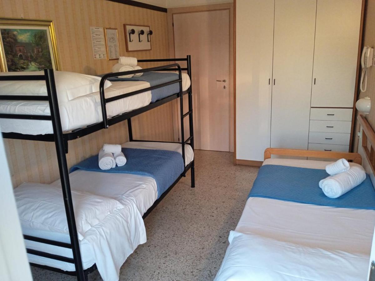 Club Hotel Residence Cesenatico Eksteriør bilde